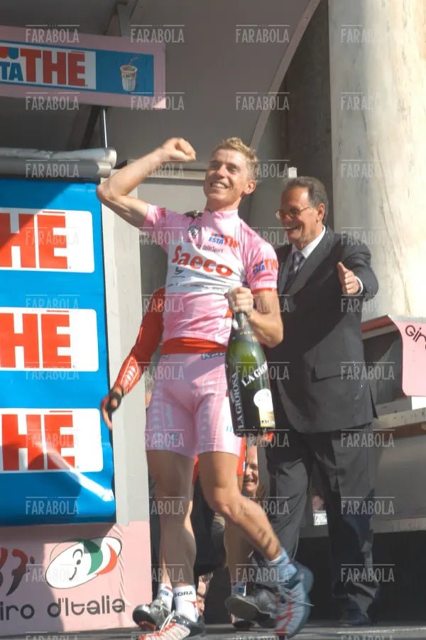 Damiano Cunego vincitore del Giro d'Italia, Milano, 2004