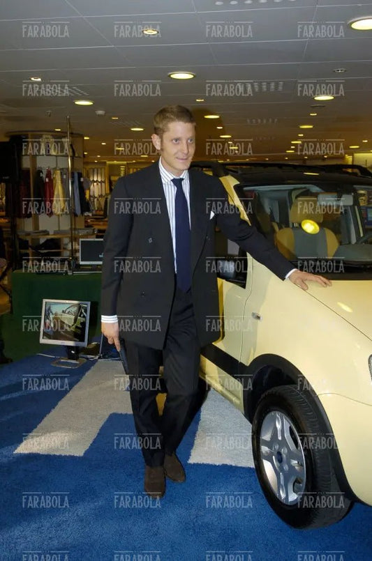 Lapo Elkann presenta la nuova Panda 4x4 allo Spazio Fiat della Rinascente, Milano, 2004