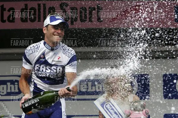 Alessandro Petacchi, Etappensieger, auf dem Podium, Giro d'Italia, Ravenna, 2005