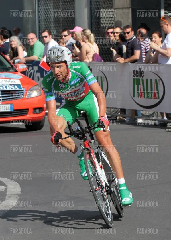 Stefano Garzelli alla cronometro, Giro d'Italia, Milano, 2011