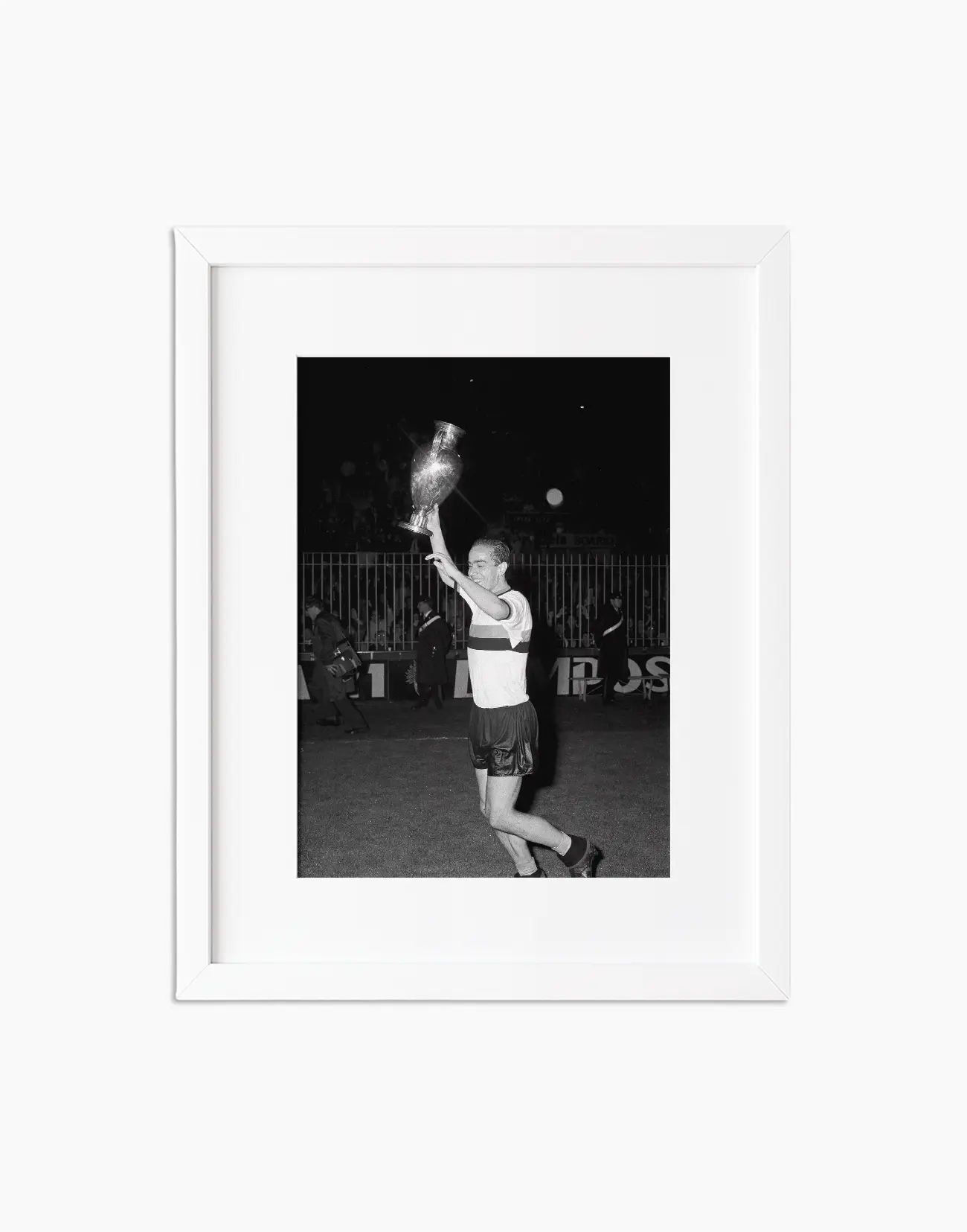 Suarez alza la Coppa Campioni, Inter 1965