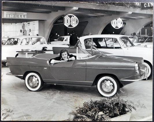 500 Savio Salone Auto 1958 Ft 35329 - Stampa 21x27 cm - Farabola Stampa ai sali d'argento