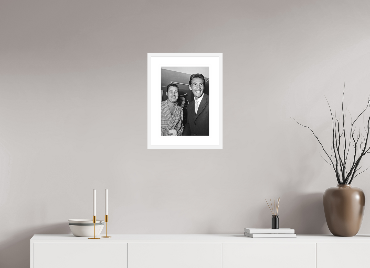 ISO A3 (29,7 x 42 cm), Cornice bianca Alberto Sordi e Walter Chiari, 1952