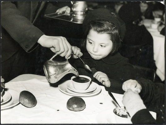 Foto vintage Società Natale 1946 Cioccolata agli orfani Ft 4877 - Stampa 24x18 cm