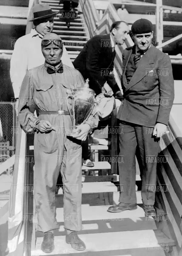 Achille Varzi vince il Gp di Montecarlo, 1933 - Farabola Immagine digitale