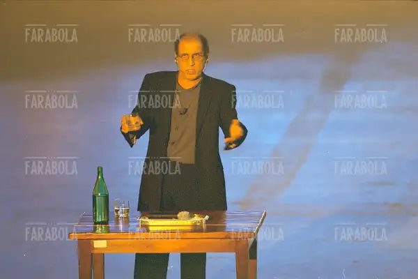 Adriano Celentano, 125 Milioni di Caz....te, 2001 - Farabola Immagine digitale