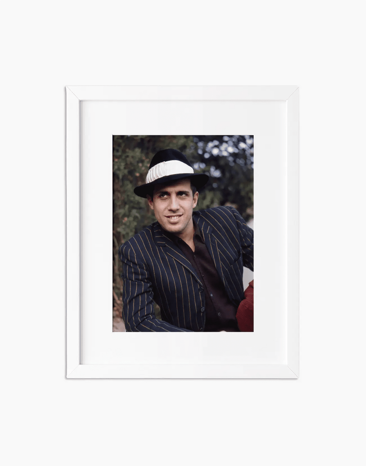 Adriano Celentano, 1960 — stampa fine art con cornice bianca