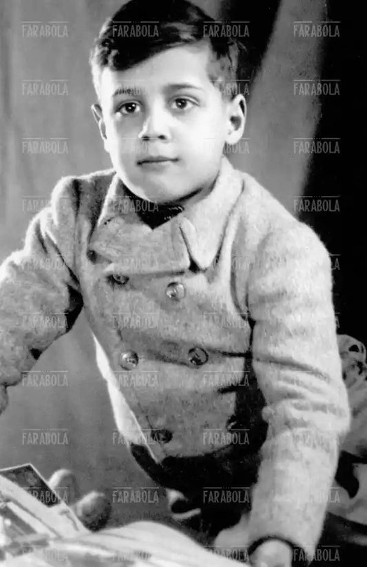 Adriano Celentano da bambino, anni 40 - Farabola Immagine digitale