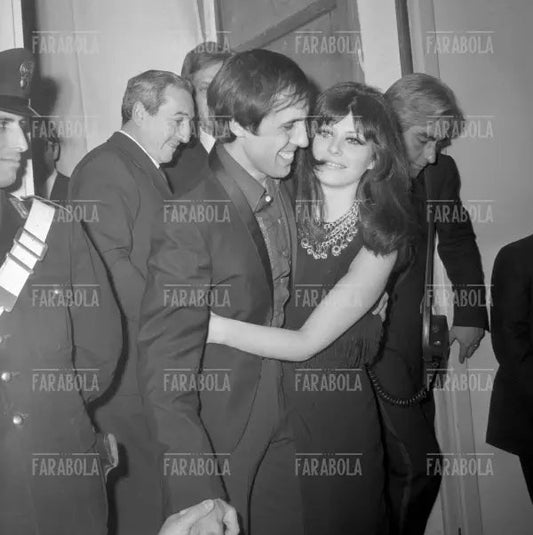 Adriano Celentano e Claudia Mori, Festival di Sanremo, 1970 - Farabola Immagine digitale