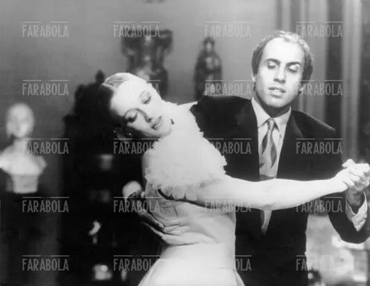 Adriano Celentano ed Eleonora Giorgi nel film Mani di velluto, 1979 - Farabola Immagine digitale