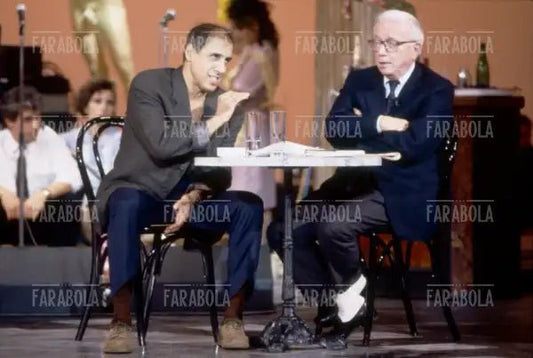 Adriano Celentano ed Enzo Biagi, anni 90 - Farabola Immagine digitale