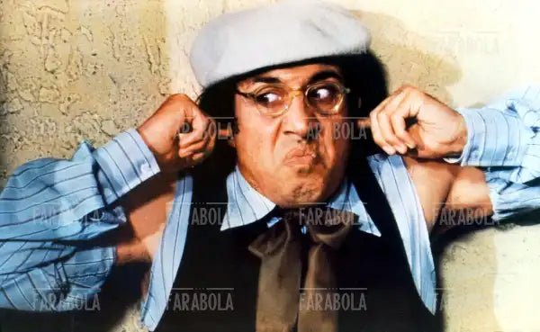Adriano Celentano in una scena del film Zio adolfo in arte Führer, 1978 - Farabola Immagine digitale