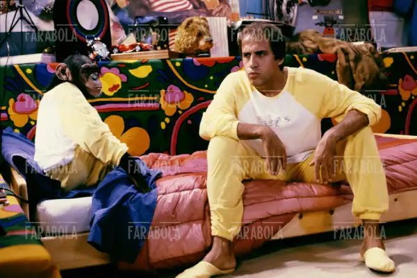Adriano Celentano nel film Bingo Bongo, 1982 - Farabola Immagine digitale