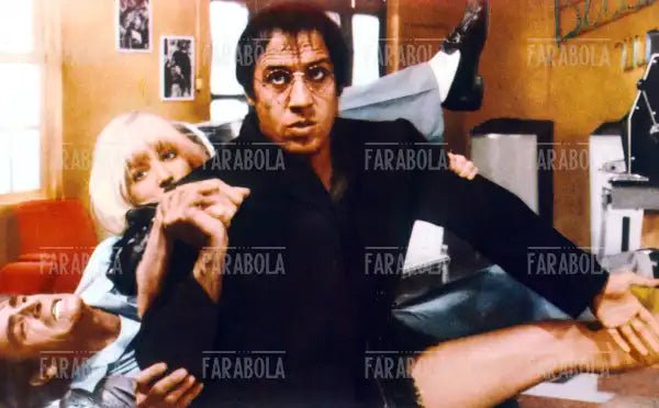 Adriano Celentano nel film L'altra metà del cielo, 1977 - Farabola Immagine digitale