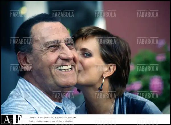 Alberto Sordi e Isabella Ferrari, Festival di Venezia, 1995 - Farabola Immagine digitale