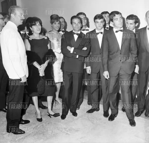 Alfredo Bini, Anna Magnani, Pier Paolo Pasolini, Festival di Venezia, 1962 - Farabola Immagine digitale