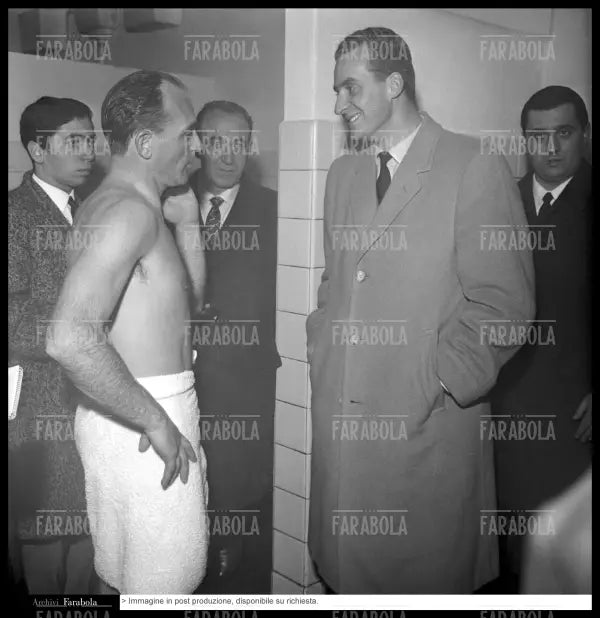 Alfredo Di Stefano e Juan Carlos di Borbone, Milan vs Real Madrid, Coppa dei Campioni, 1964 - Farabola Immagine digitale
