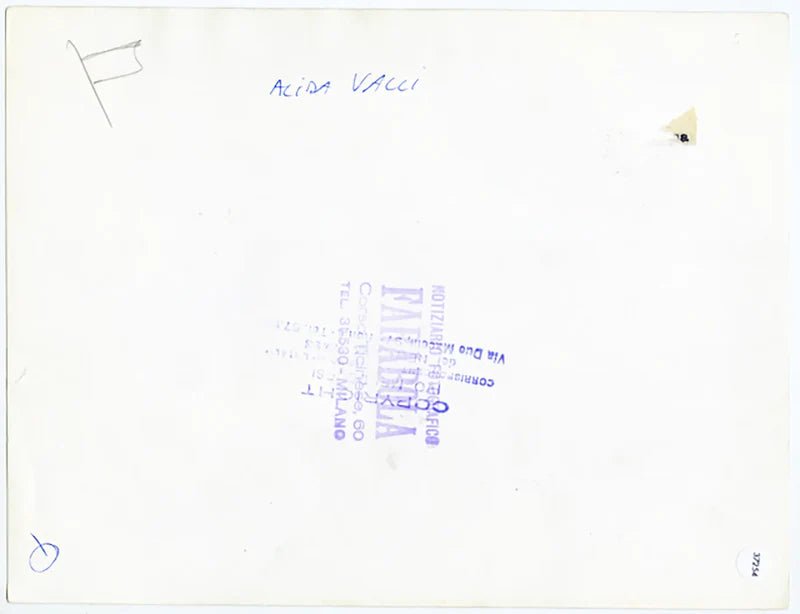 Alida Valli mangia i tortellini anni 40 Ft 37254 - Stampa 24x18 cm - Farabola Stampa ai sali d'argento