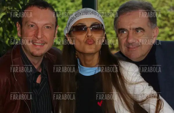 Amadeus, Rosita Celentano e Gene Gnocchi alla presentazione di Music Farm, 2004 - Farabola Immagine digitale