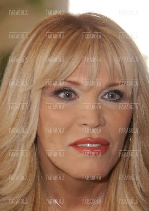 Amanda Lear, La Talpa, 2004 - Farabola Immagine digitale