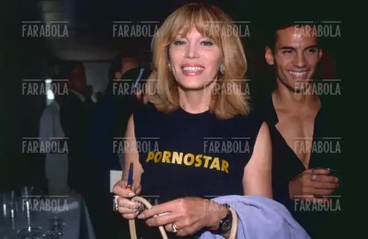 Amanda Lear, sfilata di Alviero Martini, Milano, 1999 - Farabola Immagine digitale