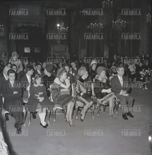 Angelo Moratti e il figlio Massimo al matrimonio di Gianmarco Moratti e Lina Sotis, Roma, 1962 - Farabola Immagine digitale