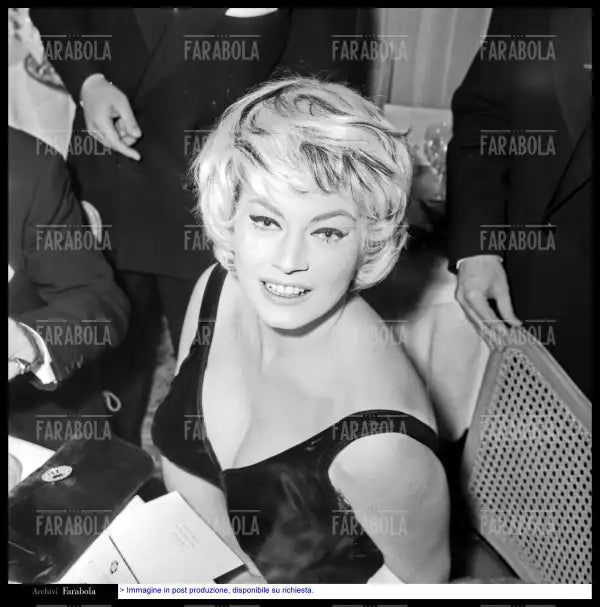 Anita Ekberg al Gran Galà di Capodanno a Saint - Vincent, 1959 - Farabola Immagine digitale