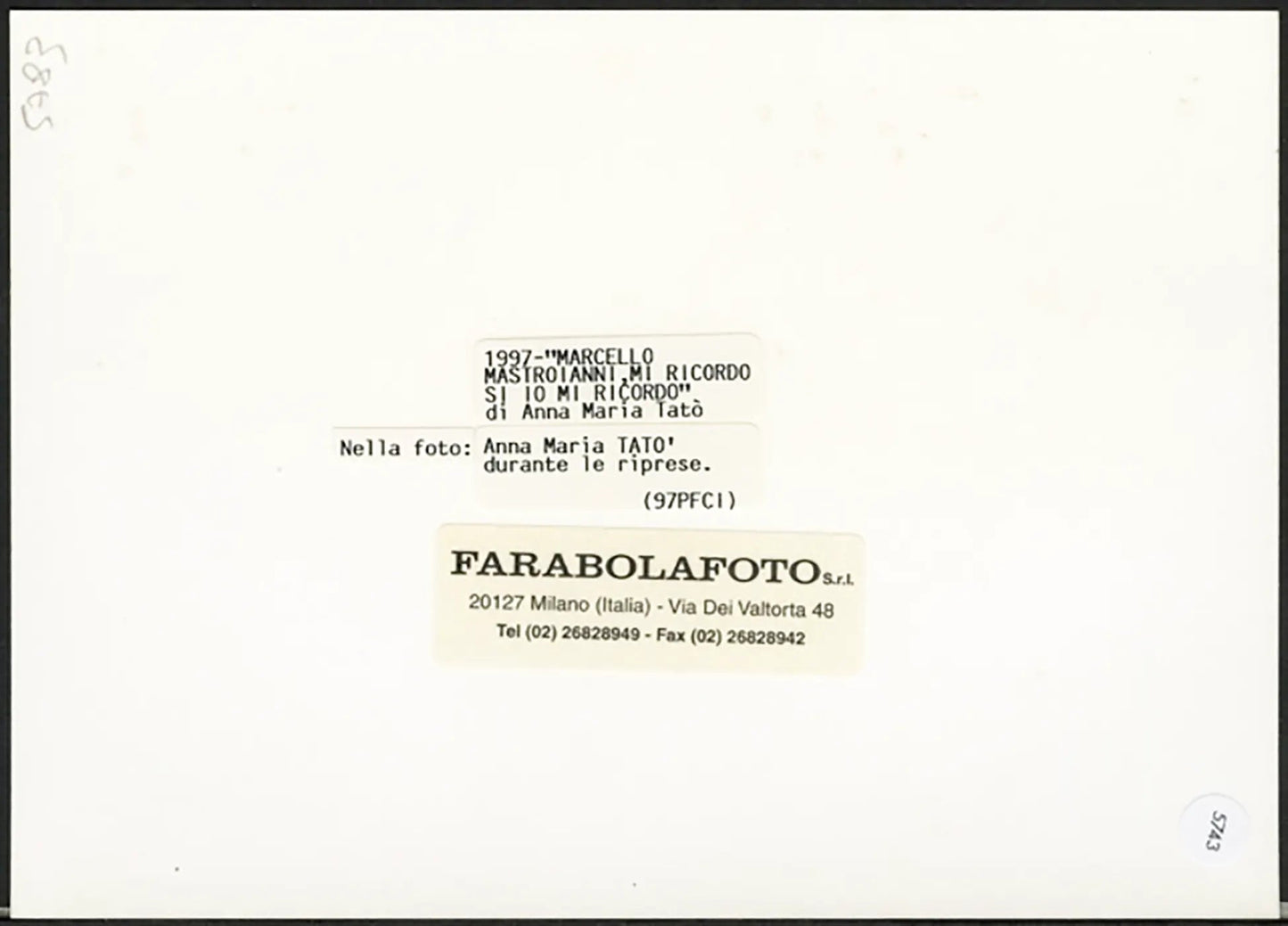 Anna Maria Tatò sul set 1997 Ft 5743 - Stampa 13x18 cm - Farabola Stampa ai sali d'argento