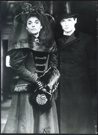 Anne Bancroft e Simon Ward 1971 Ft 36732 - Stampa 13x18 cm - Farabola Stampa ai sali d'argento