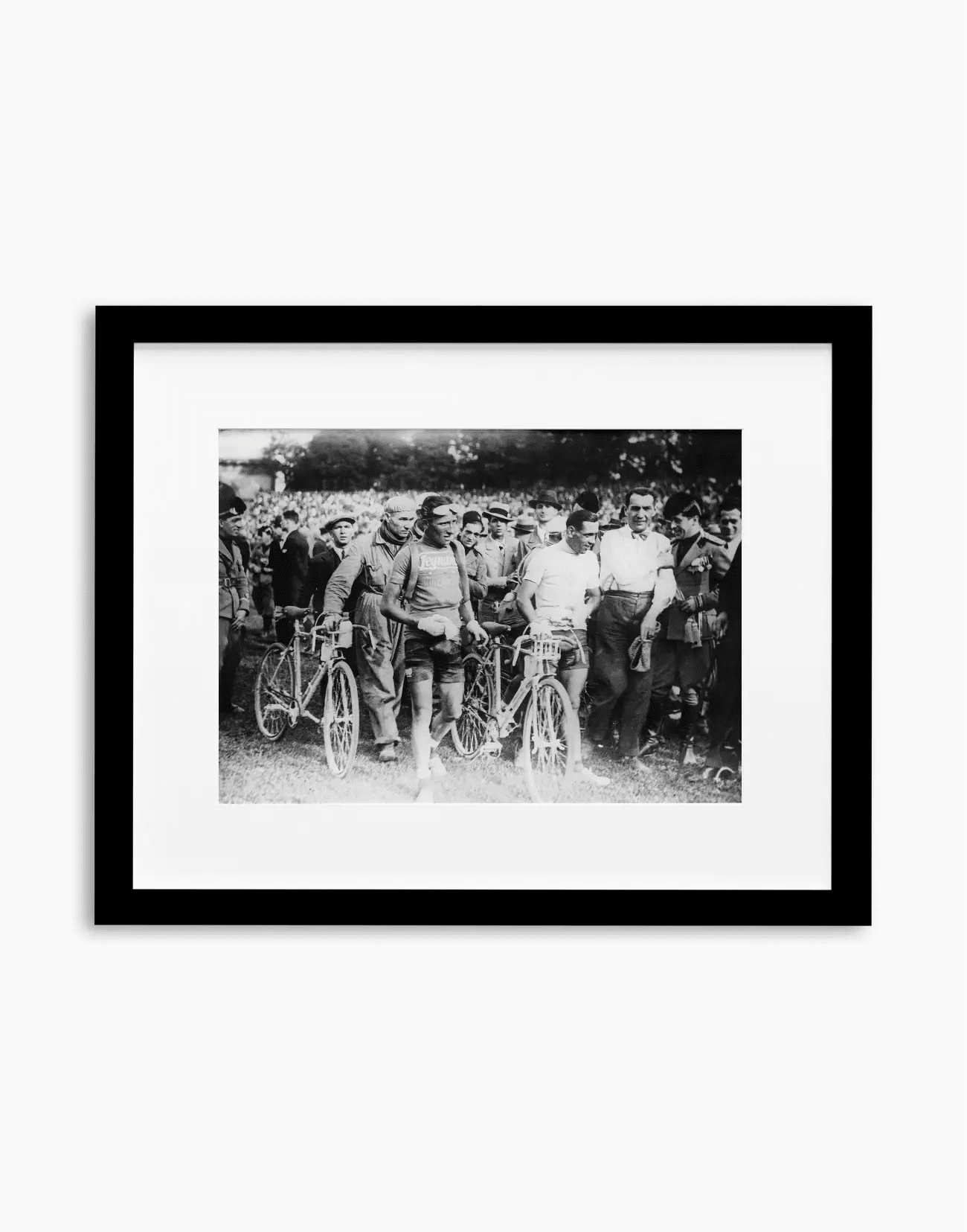 Antonio Pesenti, Giro d'Italia 1932 - Farabola WhiteWall App Product