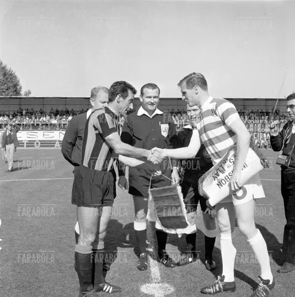 Armando Picchi e Billy McNeill, Coppa dei Campioni, Inter vs Celtic, 1967 - Farabola Immagine digitale
