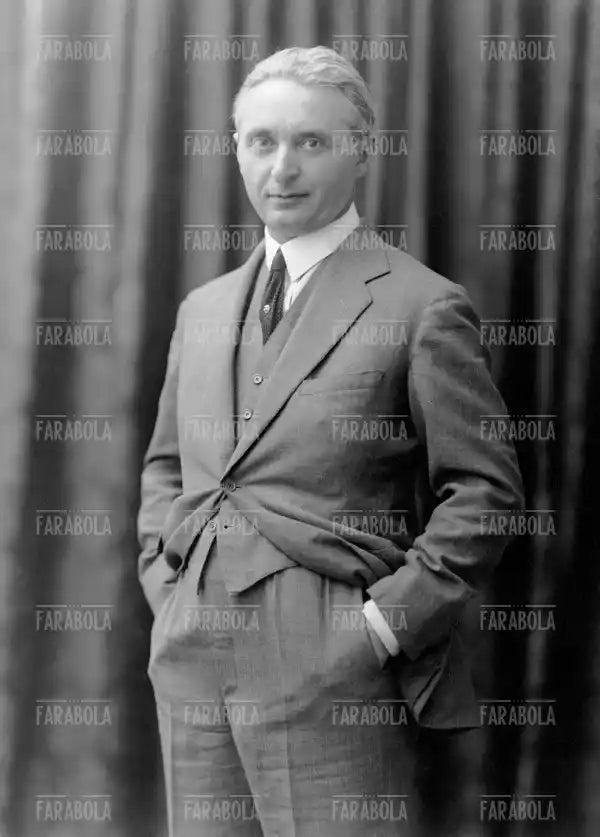 Arnaldo Fraccaroli, 1918 - Farabola Immagine digitale