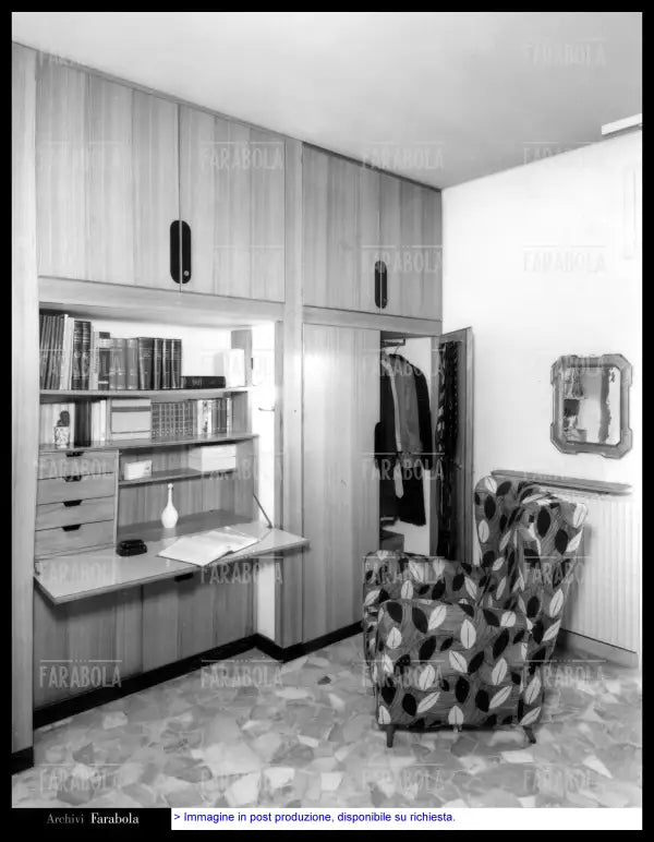 Arredamento allestito dall'architetto Madini, Milano, 1960 - Farabola Immagine digitale