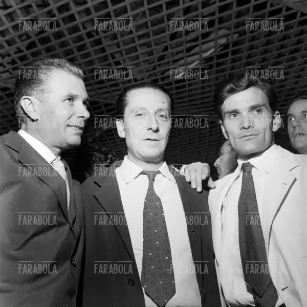 Arturo Tofanelli, Sandro Penna e Pier Paolo Pasolini, Premio Viareggio, 1957 - Farabola Immagine digitale