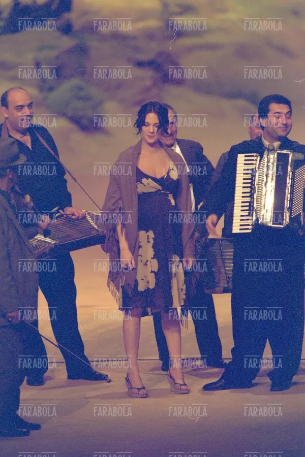 Asia Argento, 125 Milioni di Caz....te, 2001 - Farabola Immagine digitale
