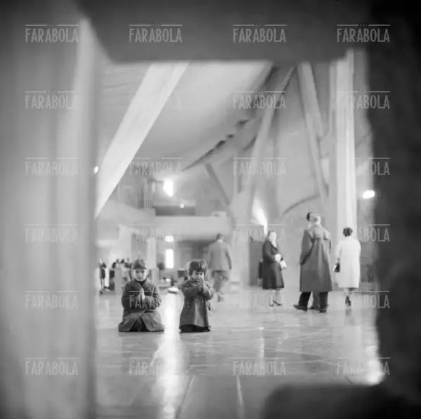 Autostrada del Sole, la Chiesa di San Giovanni Battista, 1964 - Farabola Immagine digitale