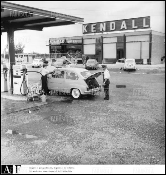 Autostrada del Sole, snack bar Pavesi, 1961 - Farabola Immagine digitale