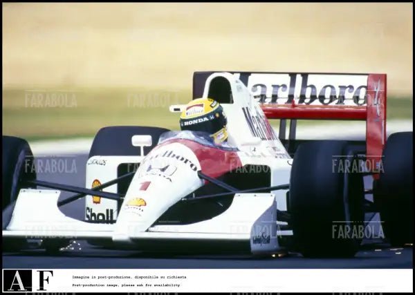 Ayrton Senna sulla sua McLaren, 1989 - Farabola Immagine digitale