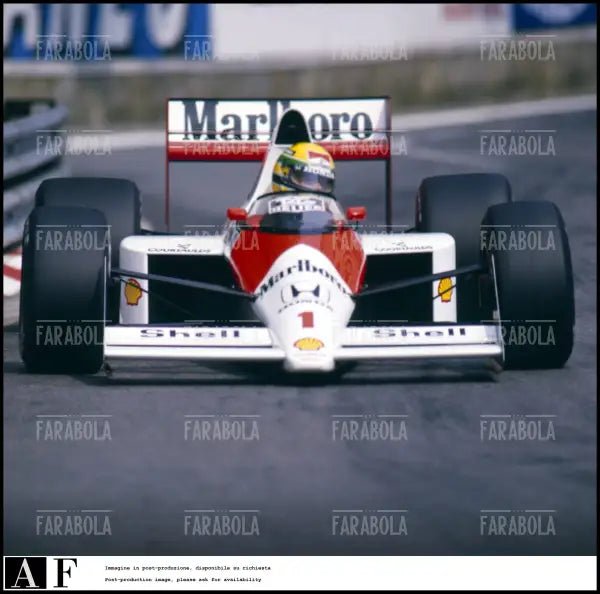 Ayrton Senna sulla sua McLaren, 1989 - Farabola Immagine digitale