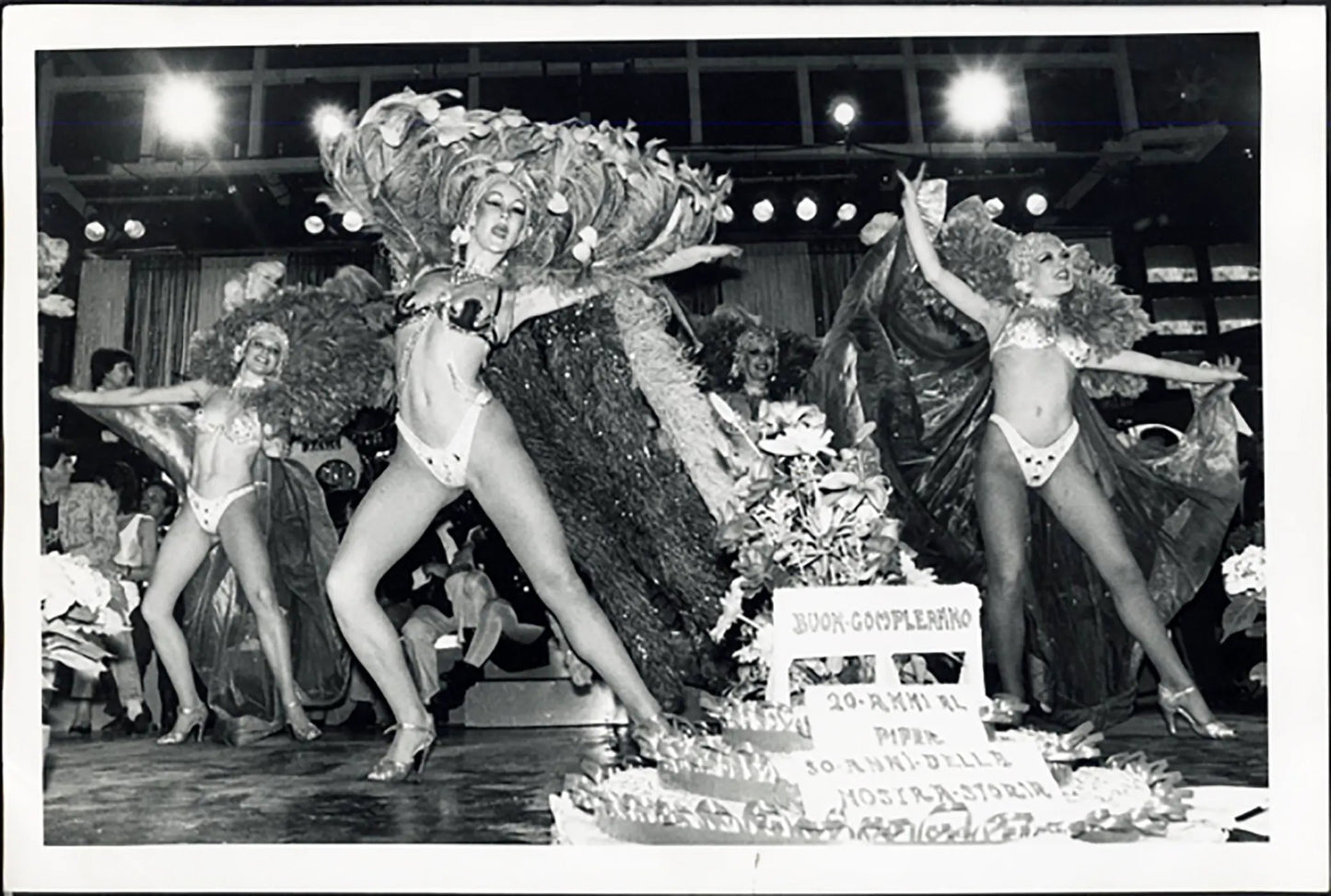 Balletto Al Paradise al Piper Club 1985 Ft 37199 - Stampa 20x30 cm - Farabola Stampa ai sali d'argento