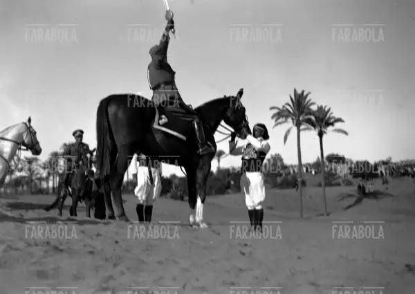 Benito Mussolini in Libia, 1937 - Farabola Immagine digitale