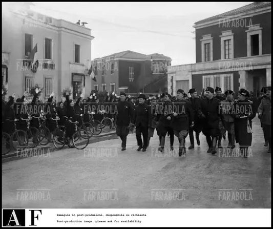 Benito Mussolini nell'Agro Pontino, 1933 - Farabola Immagine digitale