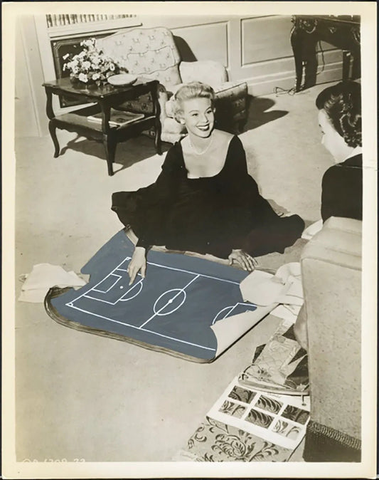 Betsy Palmer in Queen Been 1955 Ft 37061 - Stampa 20x25 cm - Farabola Stampa ai sali d'argento