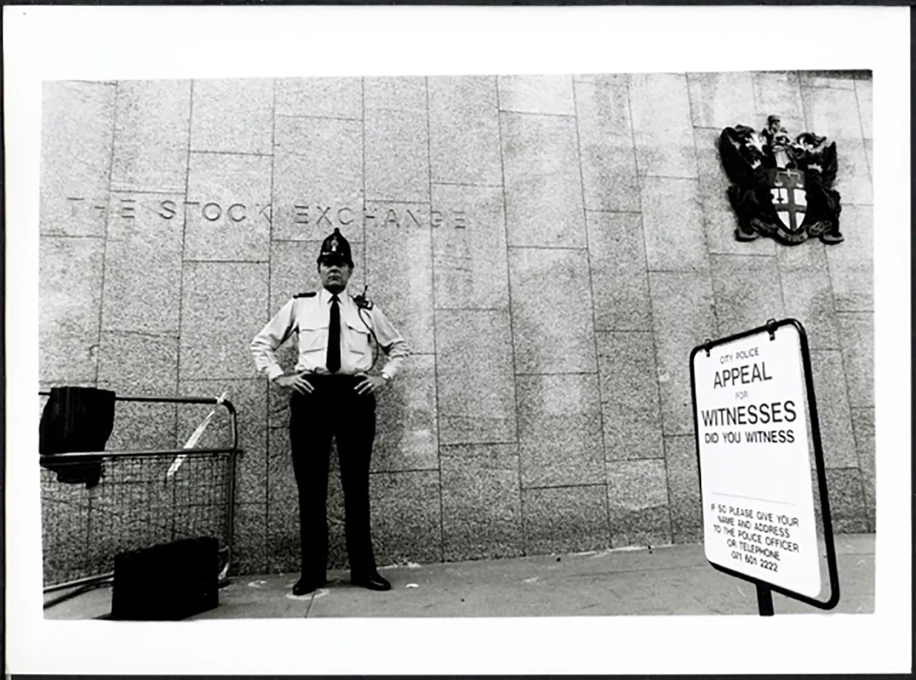 Borsa di Londra chiusa dopo attentato 1990 Ft 38073 - Stampa 24x18 cm - Farabola Stampa ai sali d'argento