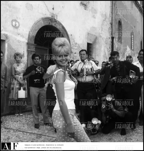 Brigitte Bardot a Spoleto, 1961 - Farabola Immagine digitale