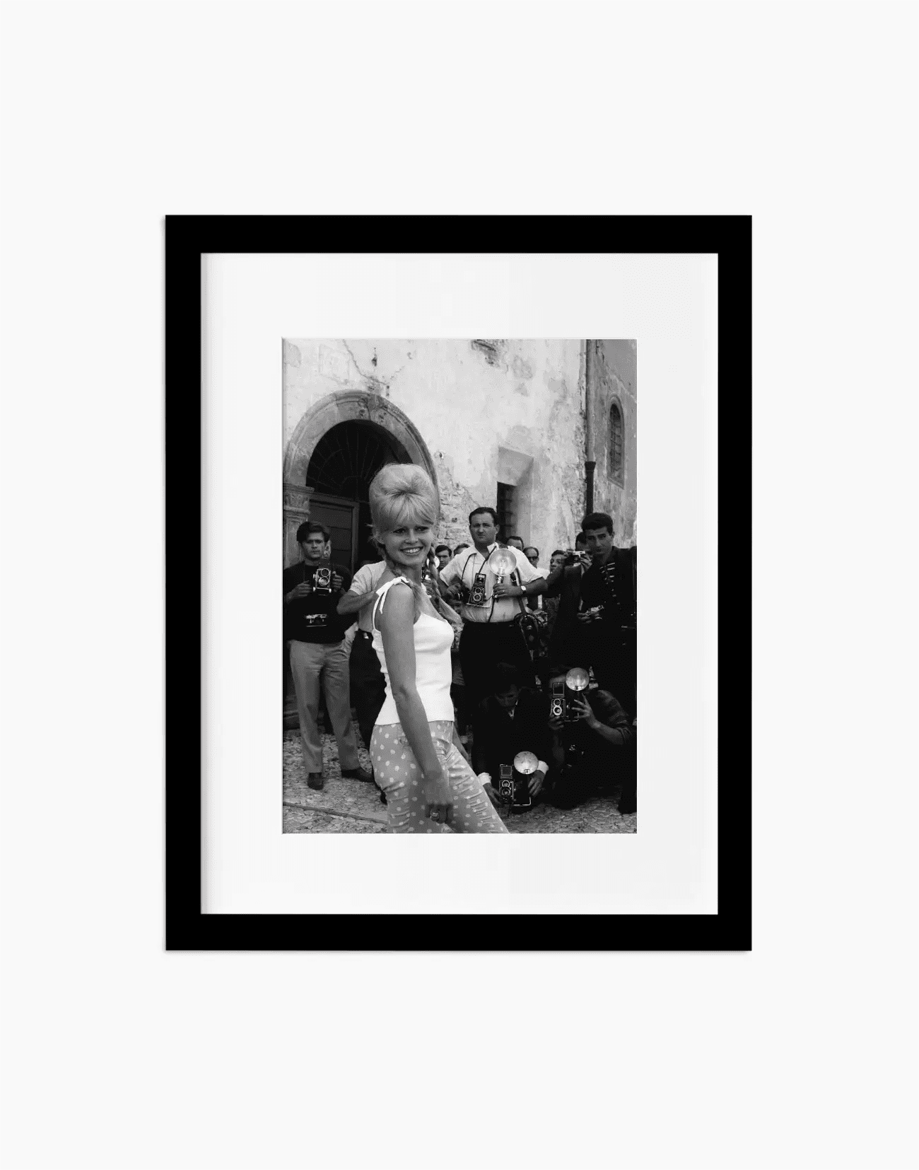 Brigitte Bardot a Spoleto, 1961 - Farabola WhiteWall App Product