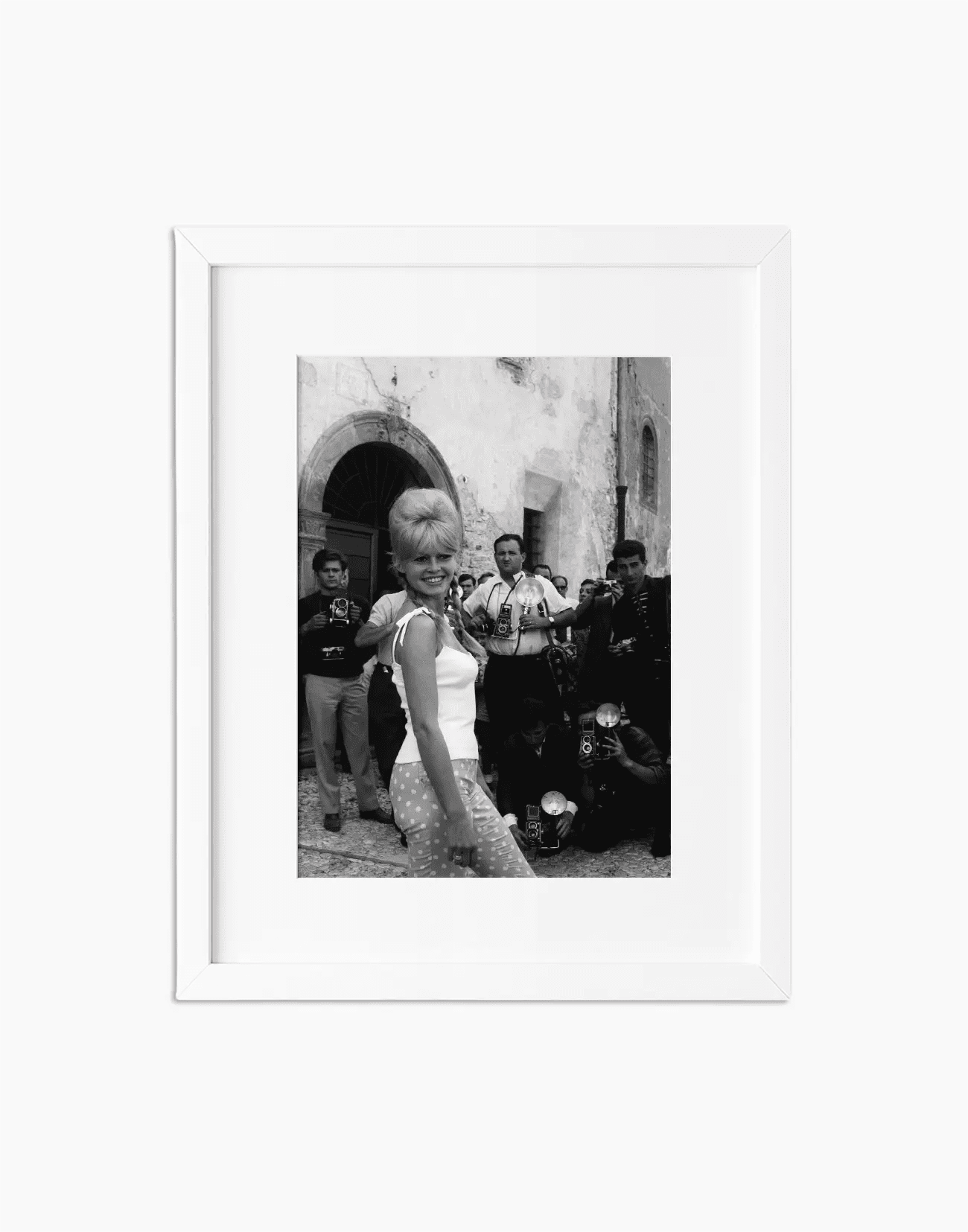Brigitte Bardot a Spoleto, 1961 - Farabola WhiteWall App Product