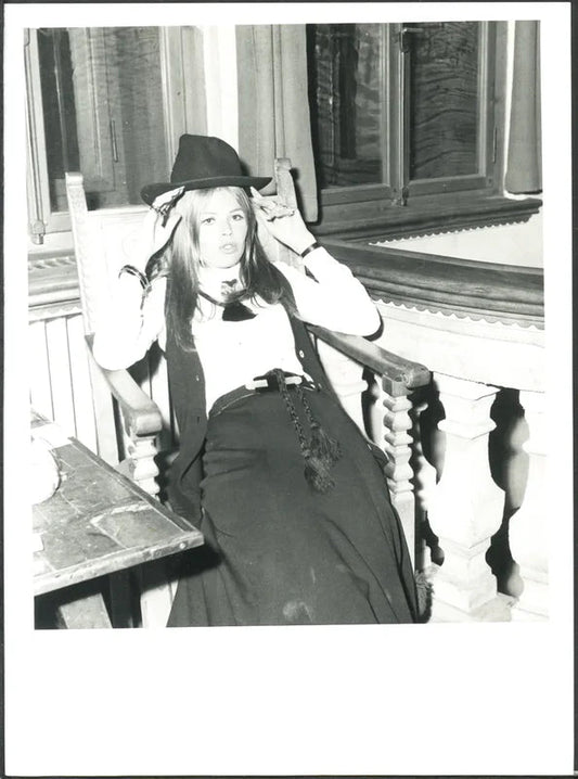Britt Ekland a Sankt Moritz 1969 Ft 37439 - Stampa 24x18 cm - Farabola Stampa ai sali d'argento