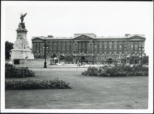 Buckingham Palace Londra anni 60 Ft 38017 - Stampa 24x18 cm - Farabola Stampa ai sali d'argento