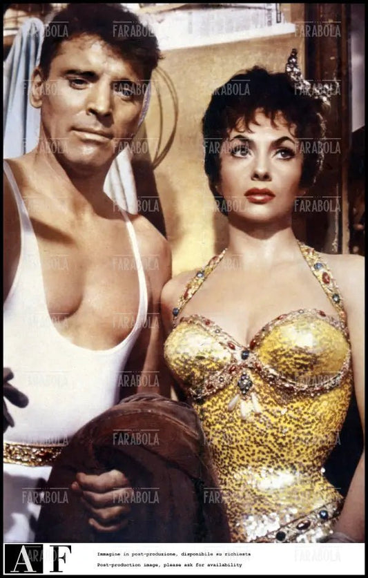 Burt Lancaster e Gina Lollobrigida nel dilm Trapeze, 1956 - Farabola Immagine digitale
